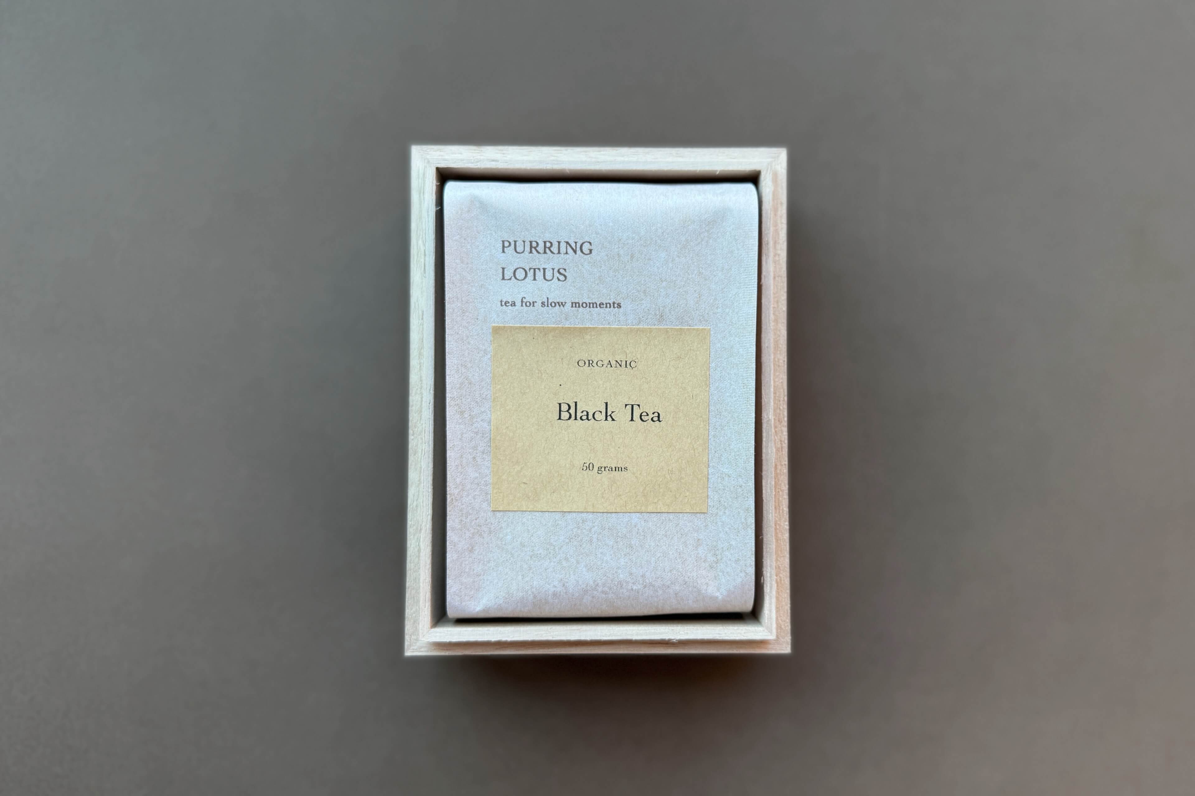 Black tea box open