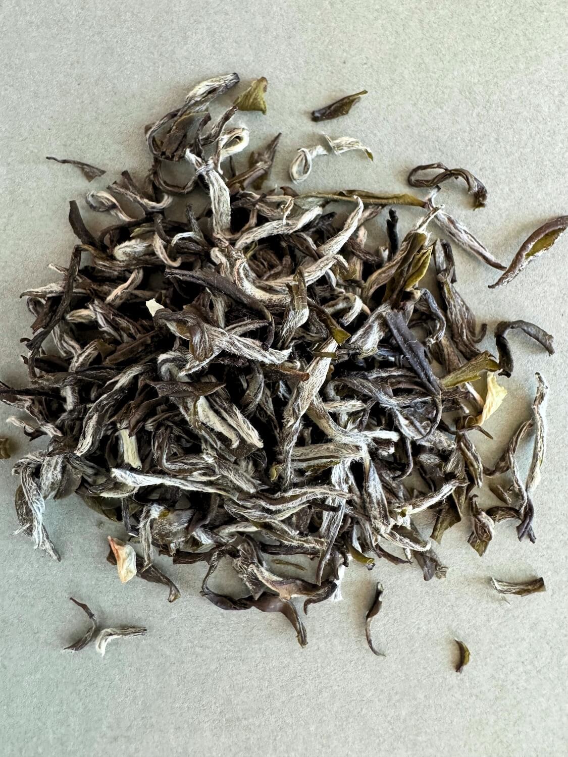 Jasmine tea leaves